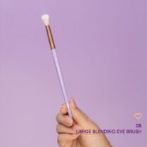 05 Large Blending Eye Brush Nejha